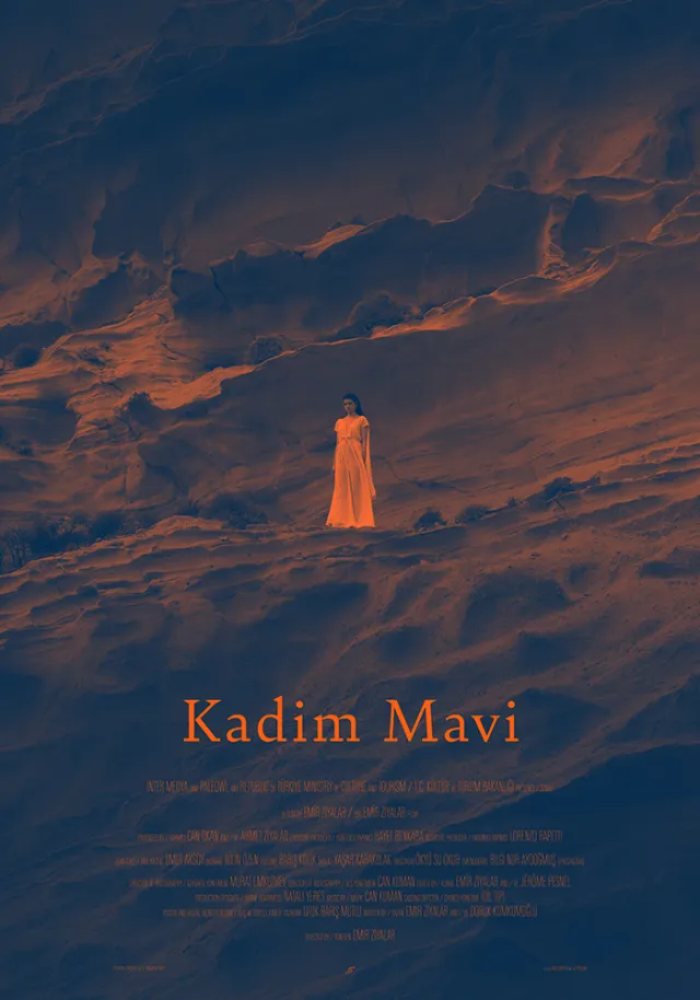 Kadim Mavi Kapak Afişi