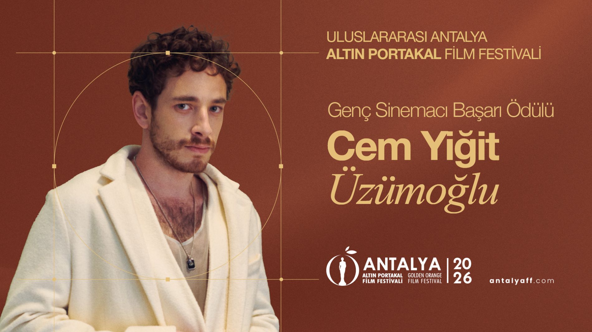 Altın Portakal’ın Genç Başarı Ödülü Cem Yiğit Üzümoğlu’na