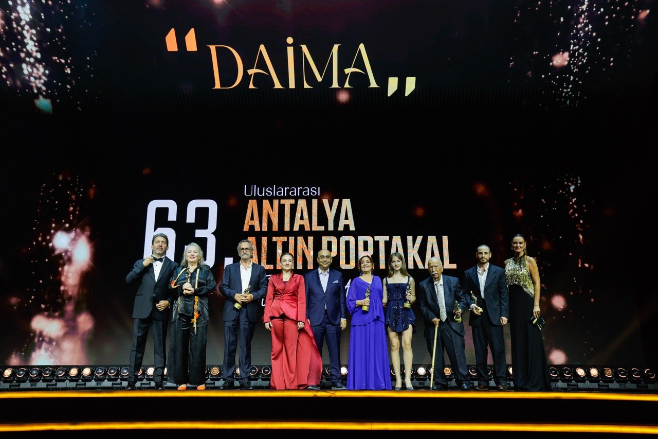 ALTIN PORTAKAL “DAİMA” DİYEREK SİNEMA MEŞALESİNİ 63. KEZ YAKTI